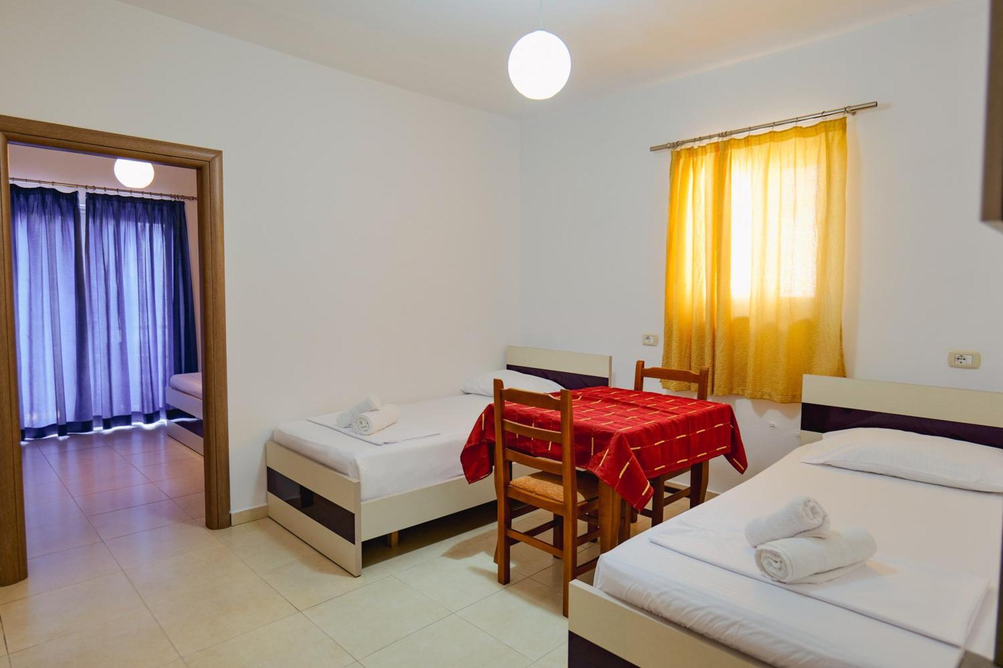 Hotel Argjiro Sarandë Exterior foto