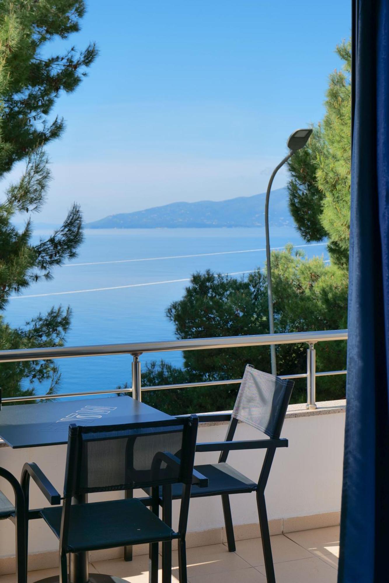 Hotel Argjiro Sarandë Exterior foto