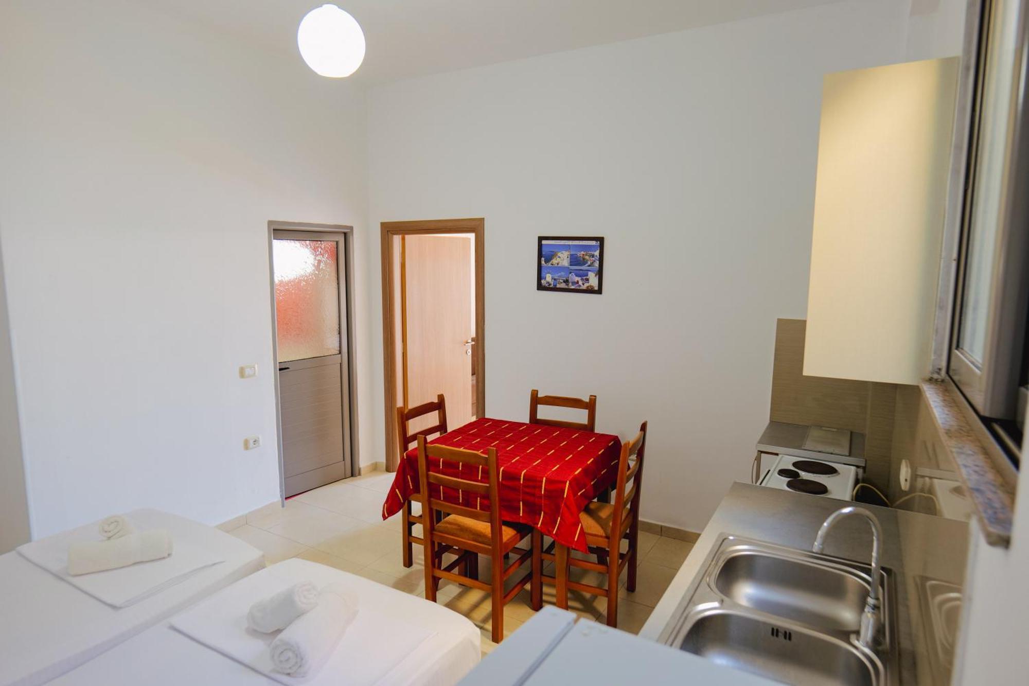Hotel Argjiro Sarandë Exterior foto