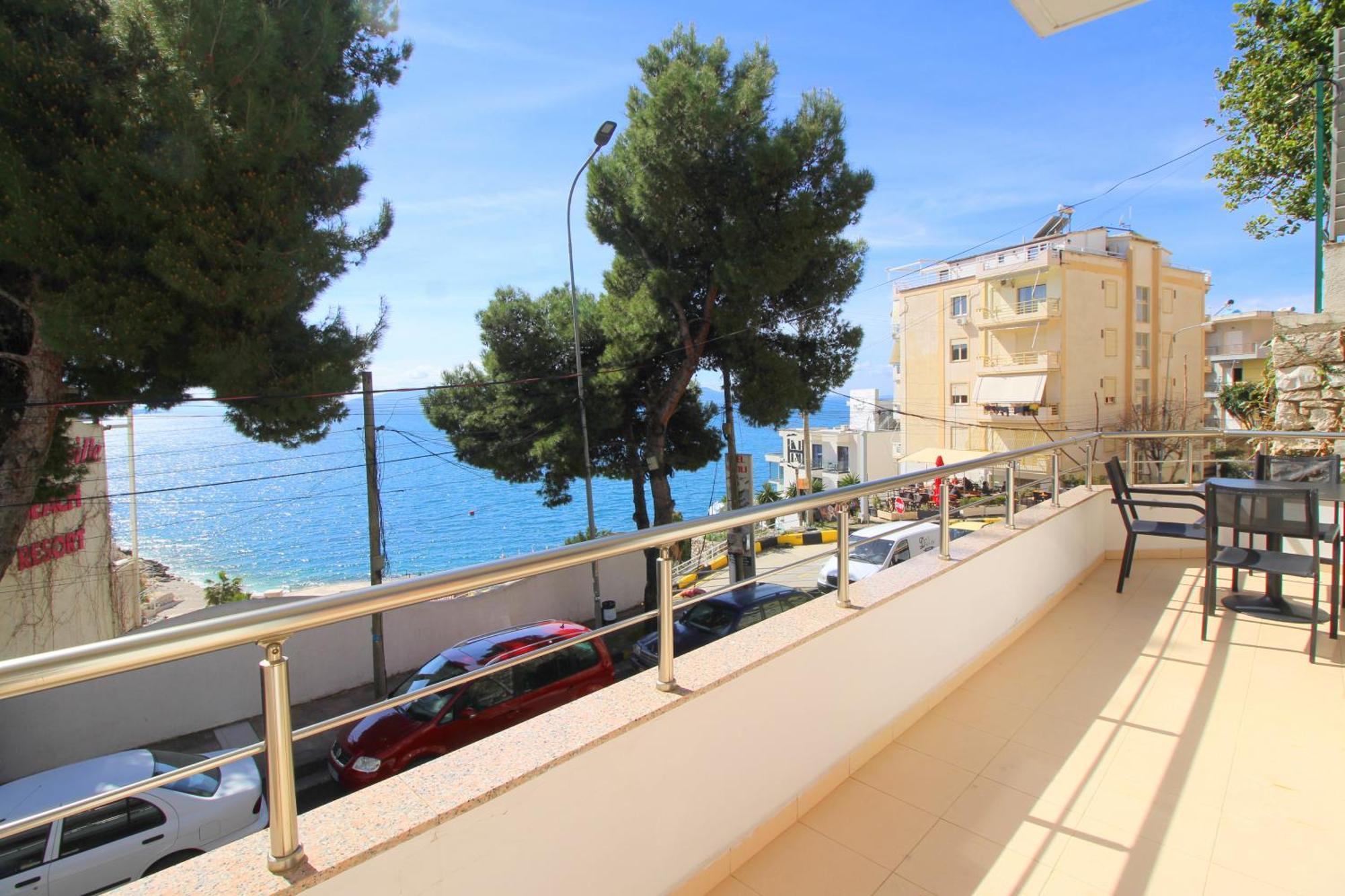 Hotel Argjiro Sarandë Exterior foto