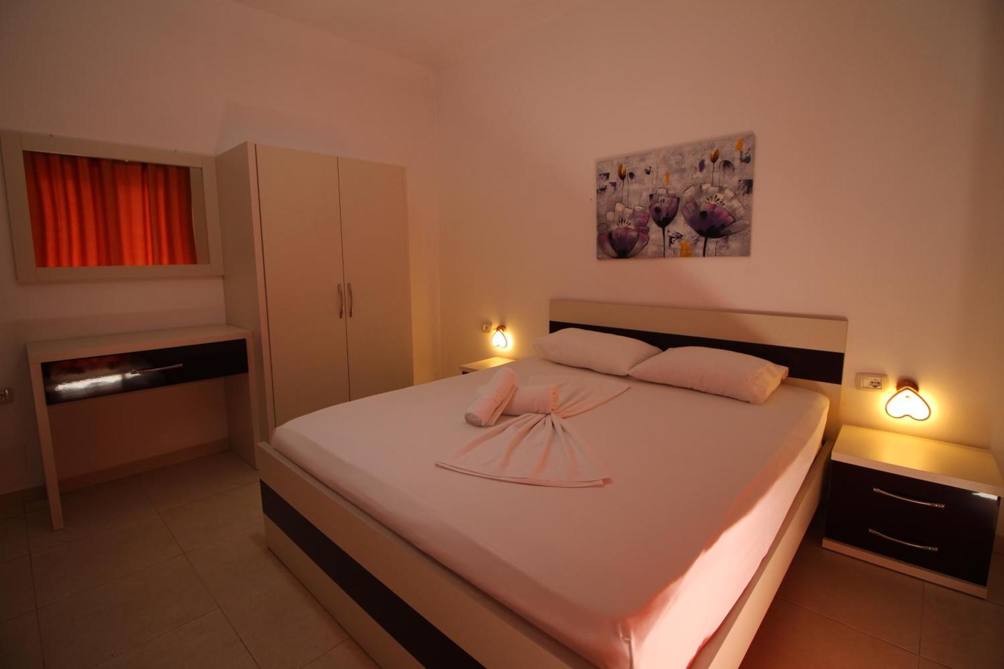 Hotel Argjiro Sarandë Exterior foto